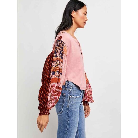 Free People Light Magic Henley Top Women's Blouse XS Pink Floral Peasant Boho - Picture 2 of 11